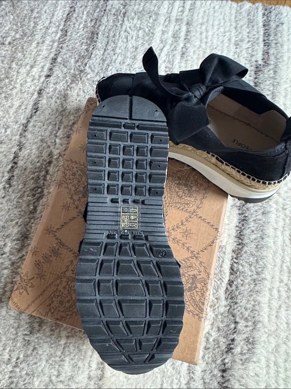 NWT Free  People Black Bow Espadrille Sneakers with Ribbon Detail